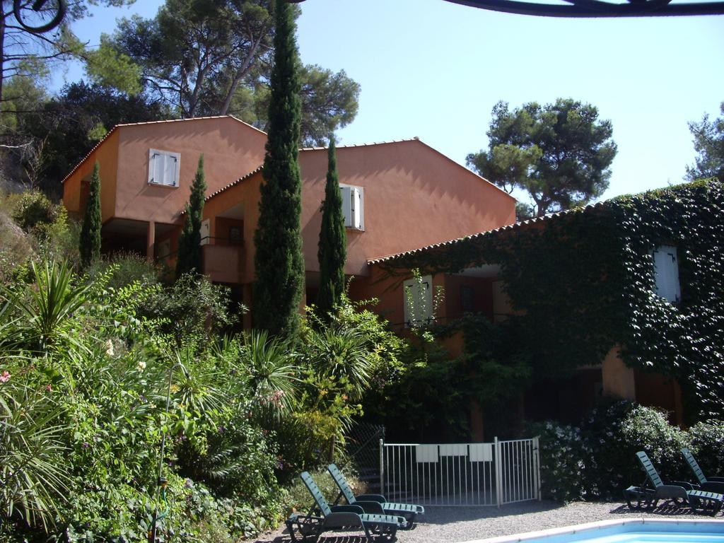 50m Plage T2 Grande Terrasse Vue Mer Climatisé Piscine Chauffée, Parking clos gratuit Sanary-sur-Mer Exterior foto